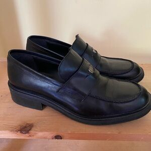 DKNY loafers made in Spain size 8.5